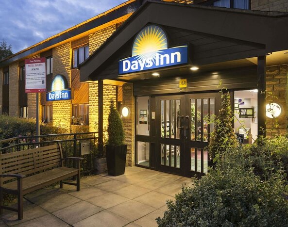 Days Inn by Wyndham Bradford M62
