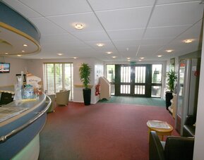 Days Inn by Wyndham Bradford M62