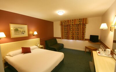 Days Inn by Wyndham Bradford M62