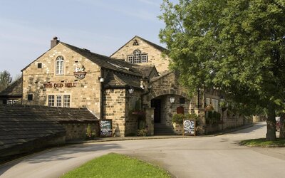Premier Inn Huddersfield North