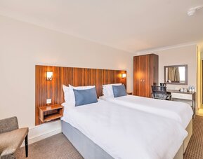 Palms Hotel & Retreat By Palette London Romford