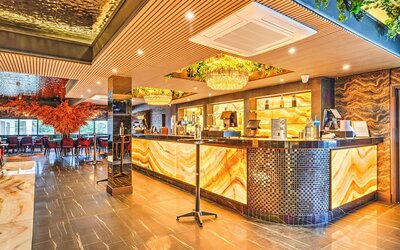 Palms Hotel & Retreat By Palette London Romford