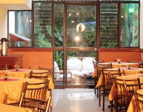 Manhattan Inn Airport Hotel