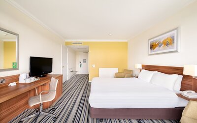 Holiday Inn Brighouse by IHG