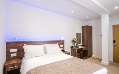 Signature Hotel London