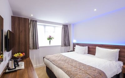 Signature Hotel London