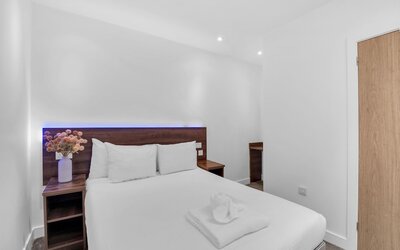 Signature Hotel London