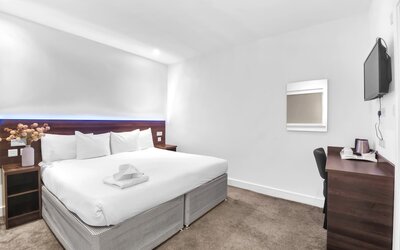 Signature Hotel London