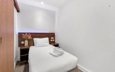 Signature Hotel London