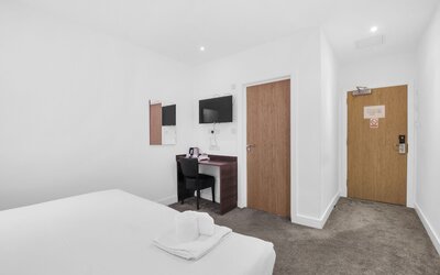 Signature Hotel London