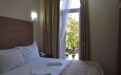 Lucky 8 Hotel