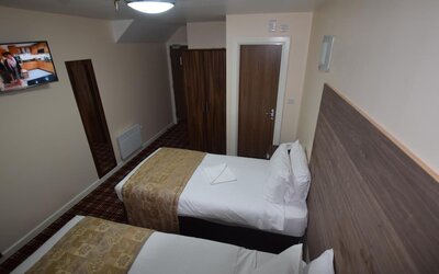 Lucky 8 Hotel