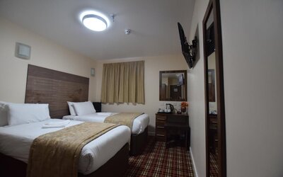 Lucky 8 Hotel