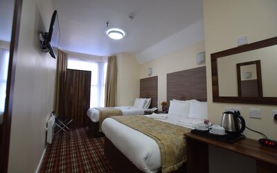 Lucky 8 Hotel