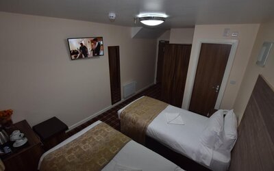 Lucky 8 Hotel