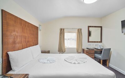Lucky 8 Hotel