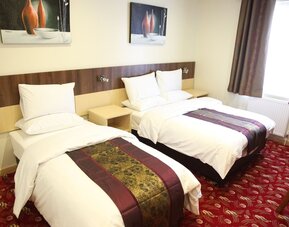 The Cambridge Hotel