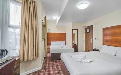 Lucky 8 Hotel