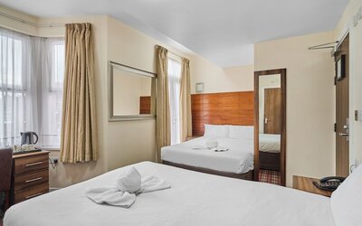 Lucky 8 Hotel
