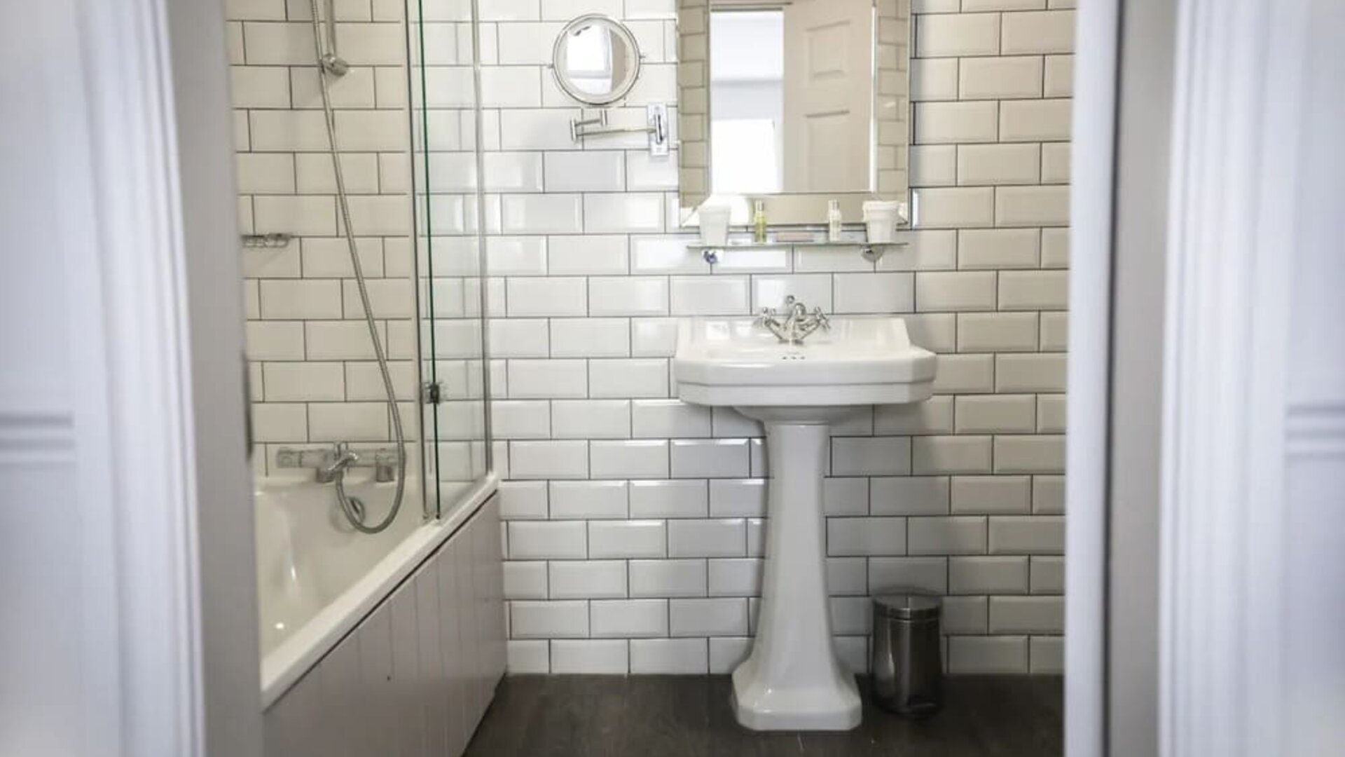 Guest bathroom with shower at DoubleTree By Hilton York.