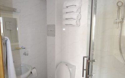 Britannia Inn Hotel