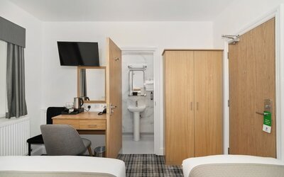 Best Western Greater London Hotel
