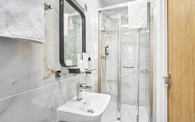 Best Western Greater London Hotel
