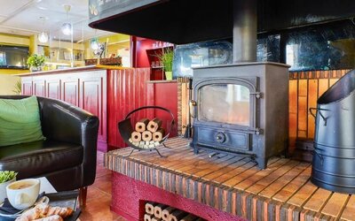 The Kiln Hotel, Wakefield (West Yorkshire), Part of the AG Collection