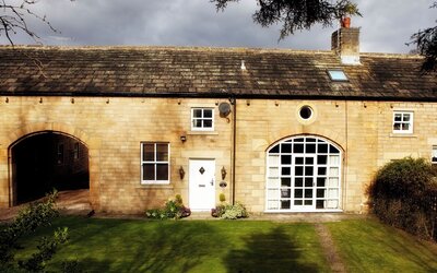 Waterton Park Hotel