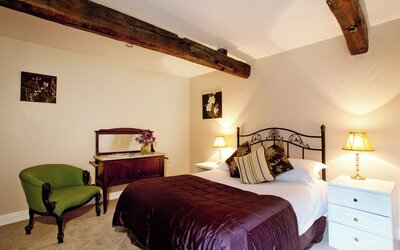 Waterton Park Hotel