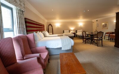 Waterton Park Hotel