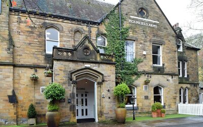 Holmfield Arms By Greene King Inns
