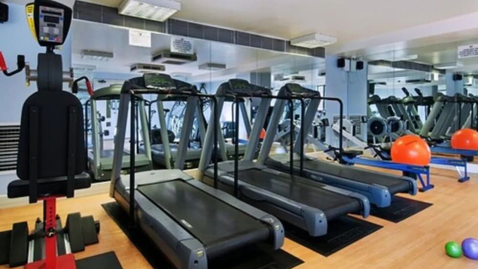 Fitness center available at DoubleTree by Hilton Swindon.  