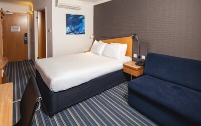 Holiday Inn Express London Chingford by IHG