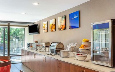 Breakfast available at Comfort Suites Oakbrook Terrace.