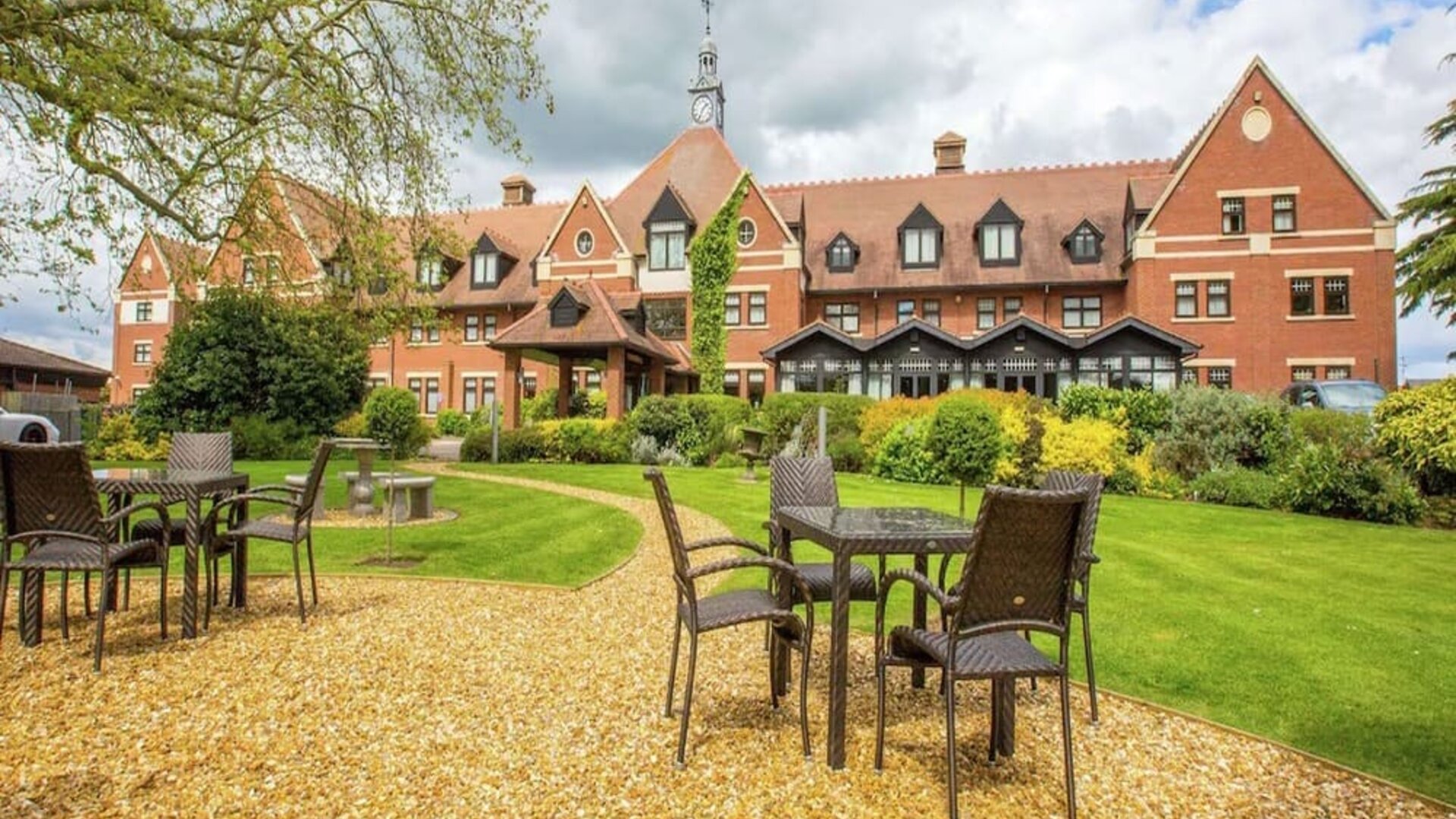 Hotel exterior at DoubleTree By Hilton Stratford-upon-Avon.