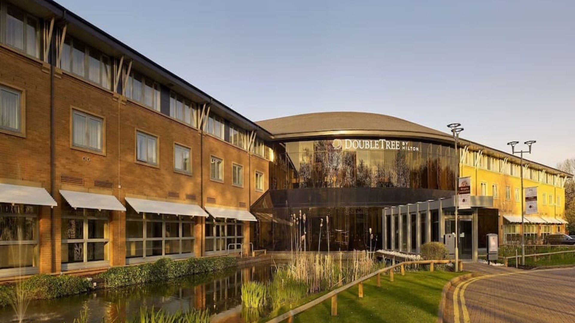 Hotel exterior at DoubleTree By Hilton Nottingham - Gateway.