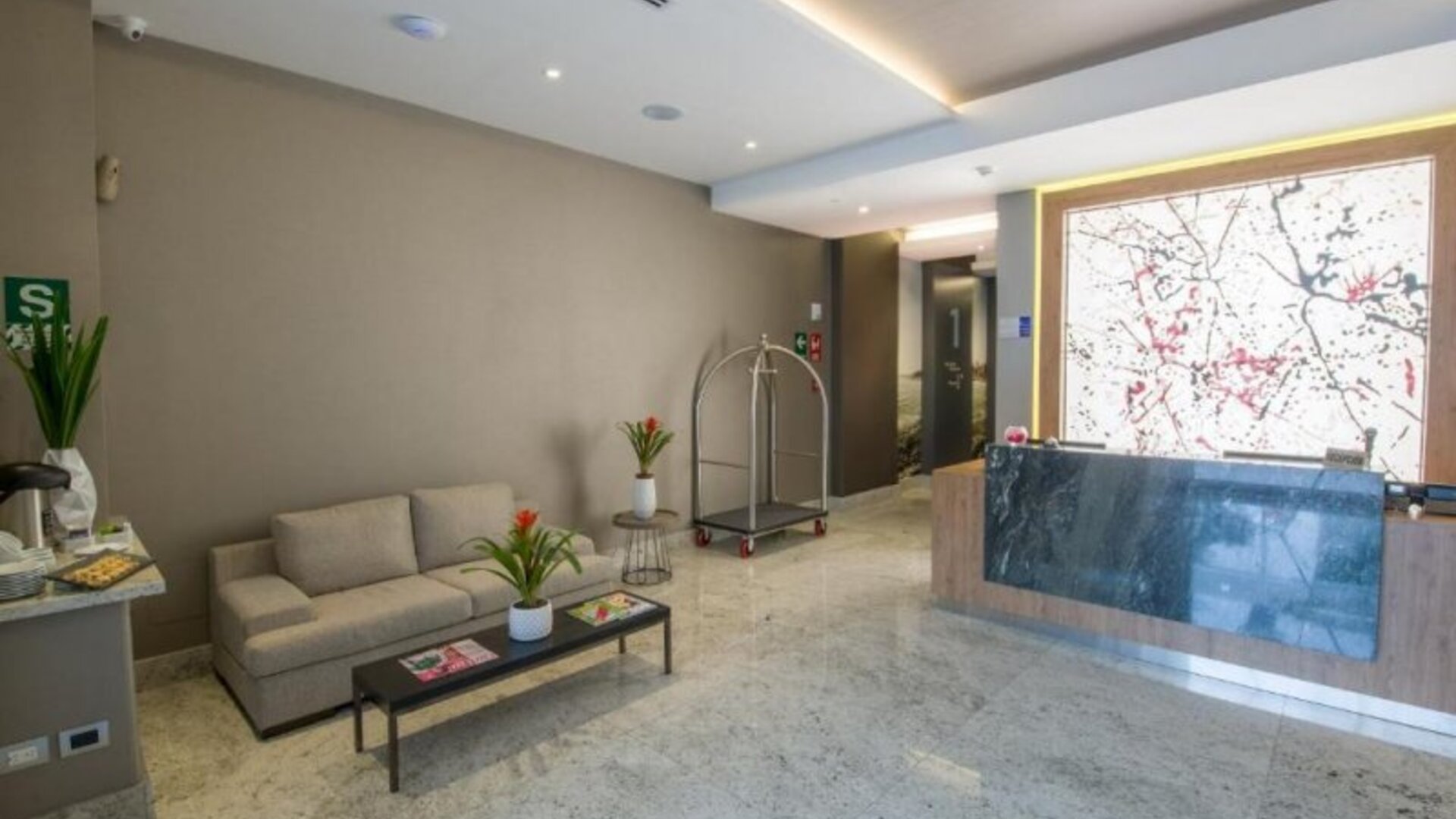 Best Western Plus Urban Larco Hotel