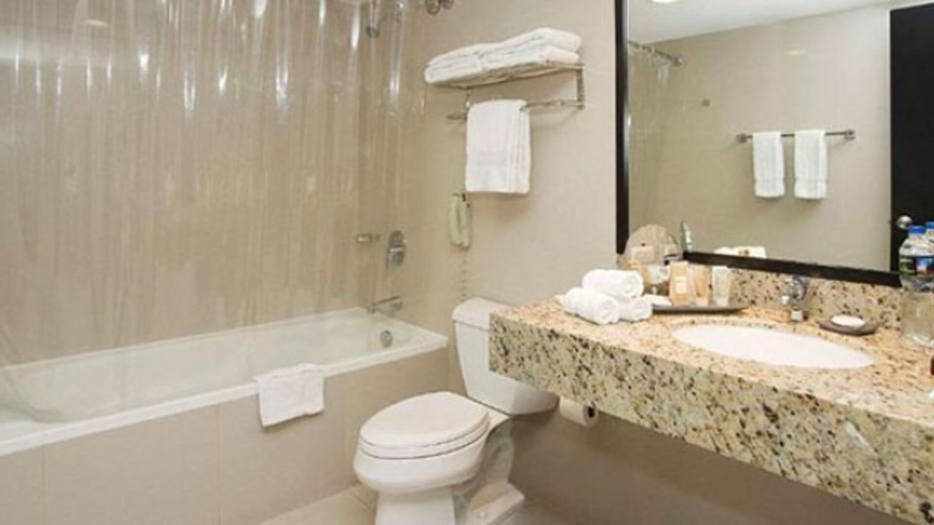 Radisson Hotel Decapolis Miraflores