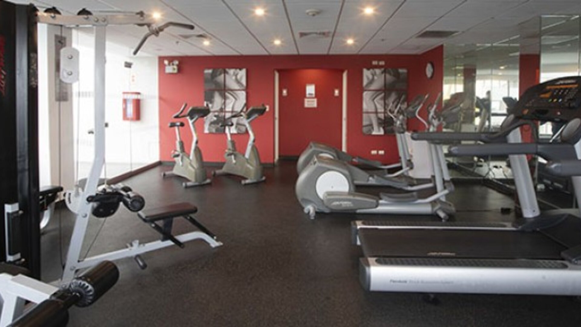 Radisson Hotel Decapolis Miraflores