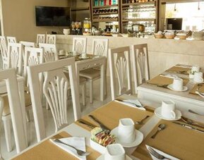 Hotel Parque Del Sol