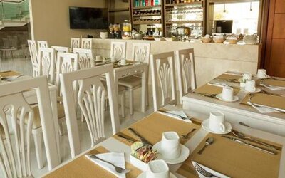 Hotel Parque Del Sol