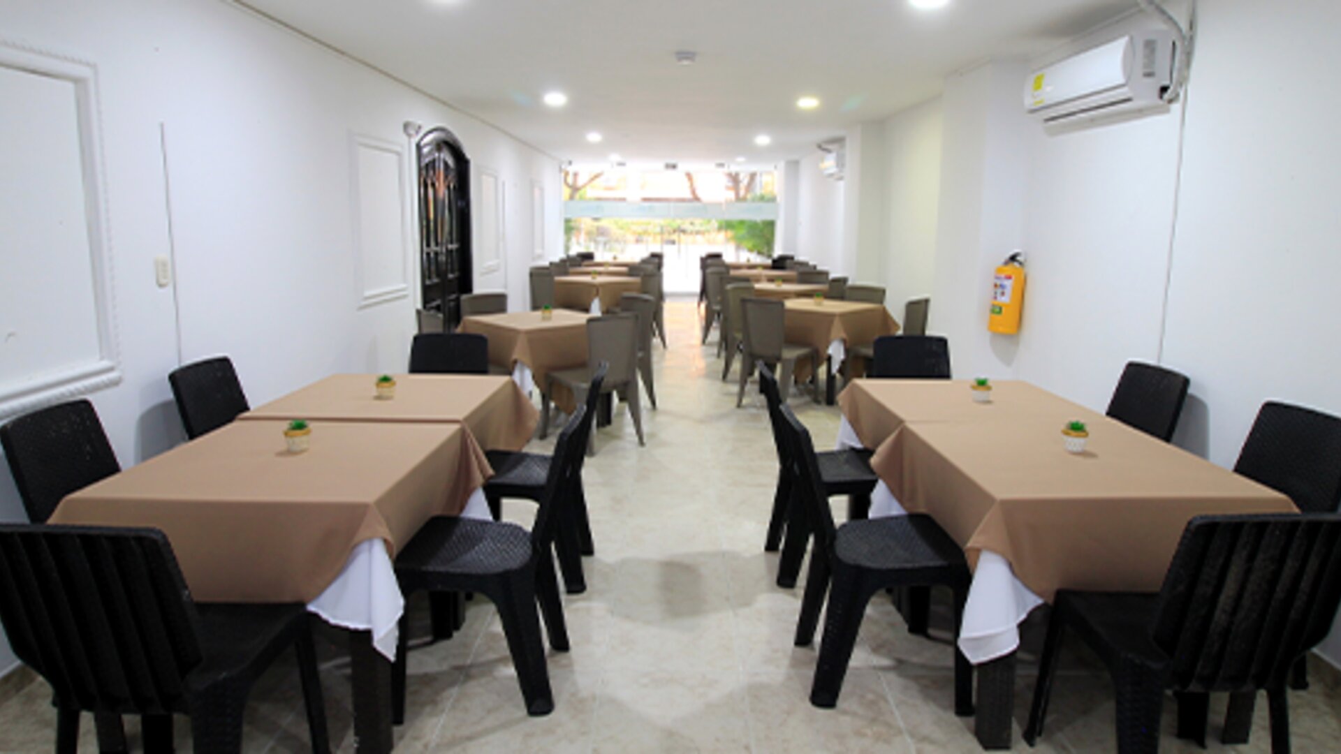 Hotel Rodadero Inn By GEH Suites