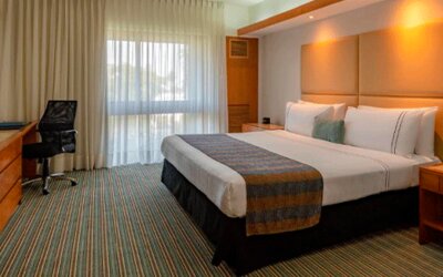 Sonesta Hotel El Olivar