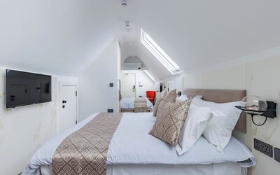 Rosemay Boutique Hotel Near Heathrow Airport