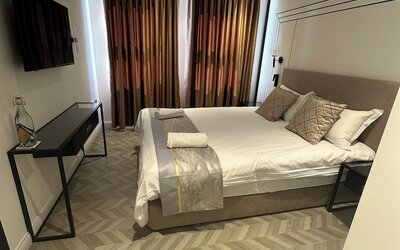Rosemay Boutique Hotel Near Heathrow Airport