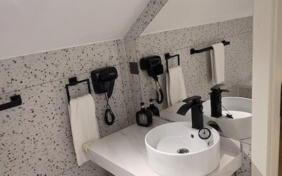 Rosemay Boutique Hotel Near Heathrow Airport