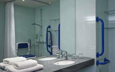 Ramada Encore by Wyndham Newcastle-Gateshead