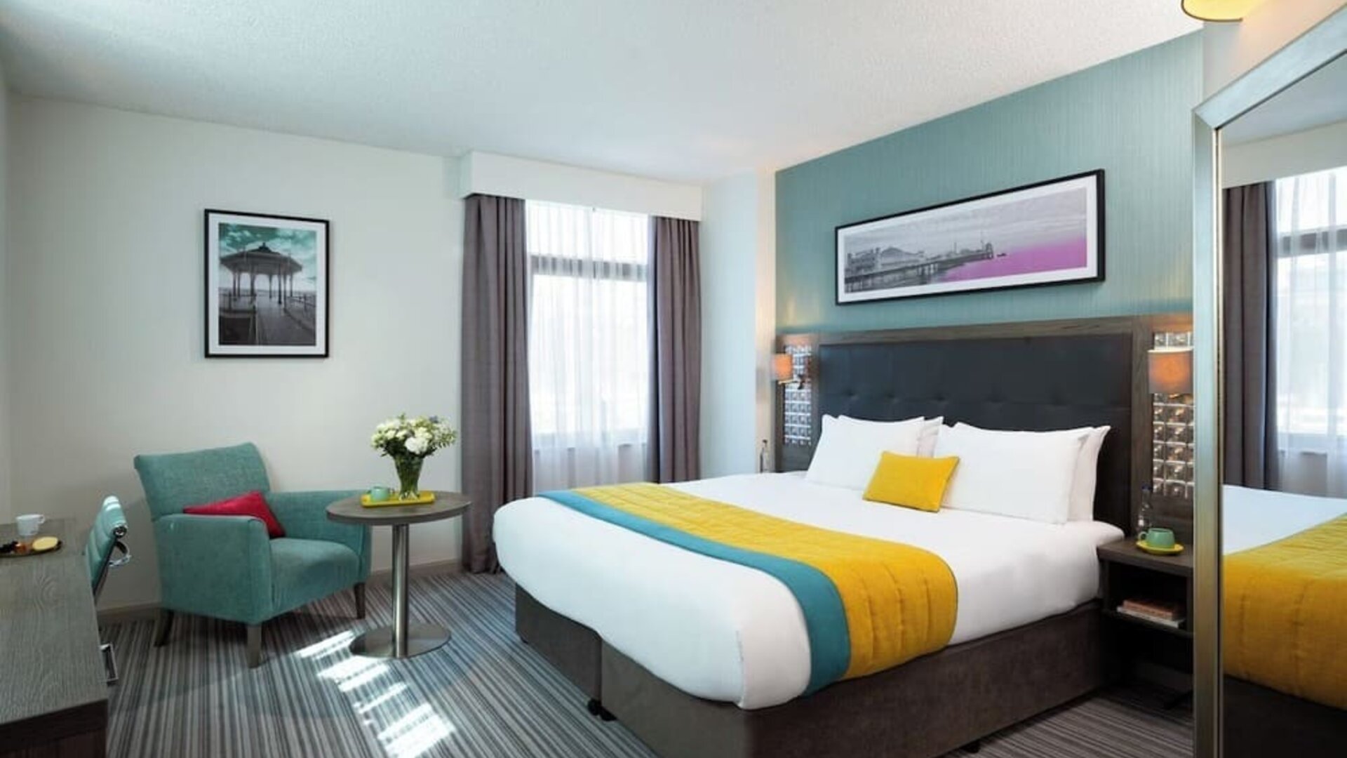 Day use room with natural light at Leonardo Hotel Brighton.