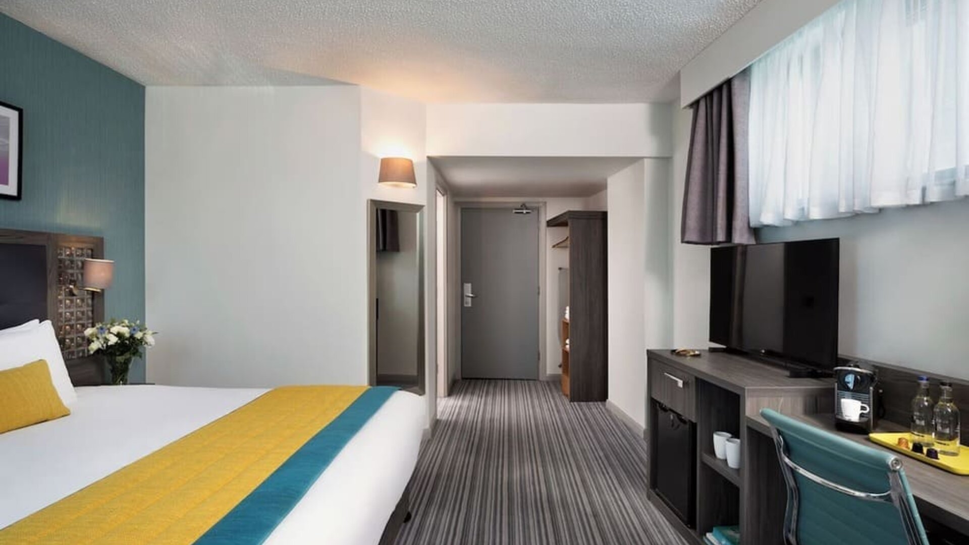 Day use room with work desk at Leonardo Hotel Brighton.